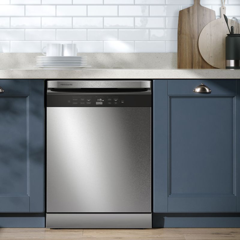 Dishwasher_LL14X_Kitchen_Lifestyle_Crop_Electrolux_Spanish_600x600