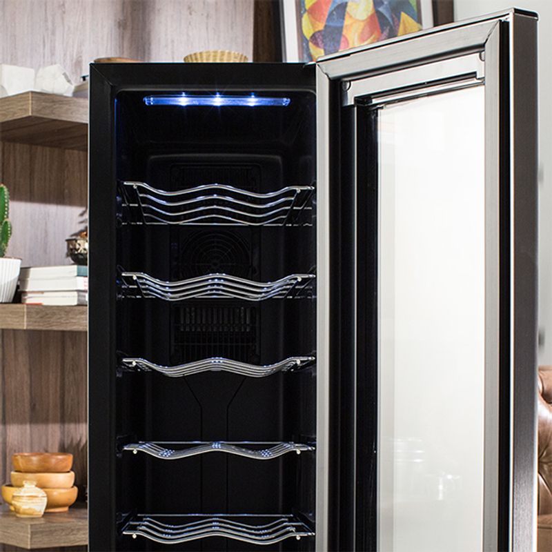 Adega-climatizada-12-garrafas-Electrolux-preta_ACS12_09