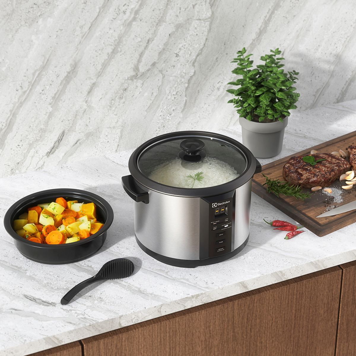 Multifunctional_Electric_Cooker_ECC20_Kitchen_Electrolux_1000x1000