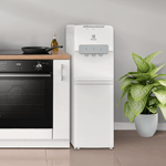 EQS20C3MUSW-dispensador-de-agua-electrolux