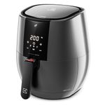 AirFryer_EAF20_Perspective_Electrolux_spanish