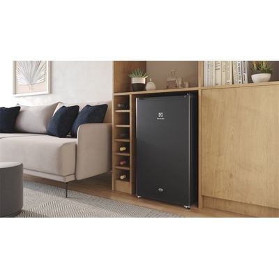 Minibar_ERD090G6HWB_Environment_Electrolux_Portuguese