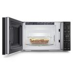 Microwave_ME25G_Front_Open_Electrolux_Spanish