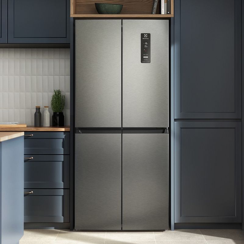 Refrigerator_ERQU40E6HWS_Kitchen_Electrolux_1000x1000-1000x1000