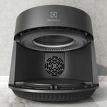 AirFryer_EAF170_Easy_to_Clean_Electrolux__Spanish_1000x1000-1000x1000.raw