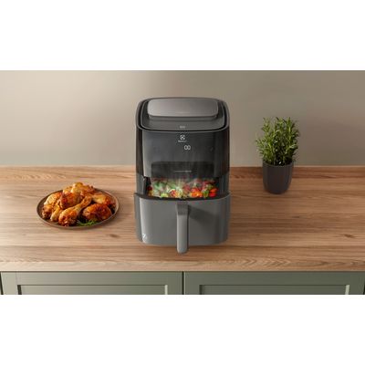 Airfryer_EAF180_Result_Electrolux-1000x614.raw