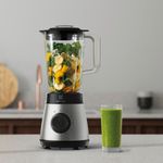 201118ELUXStrawberrySSConvert24PlasticCrop1Sesame-2000x2000