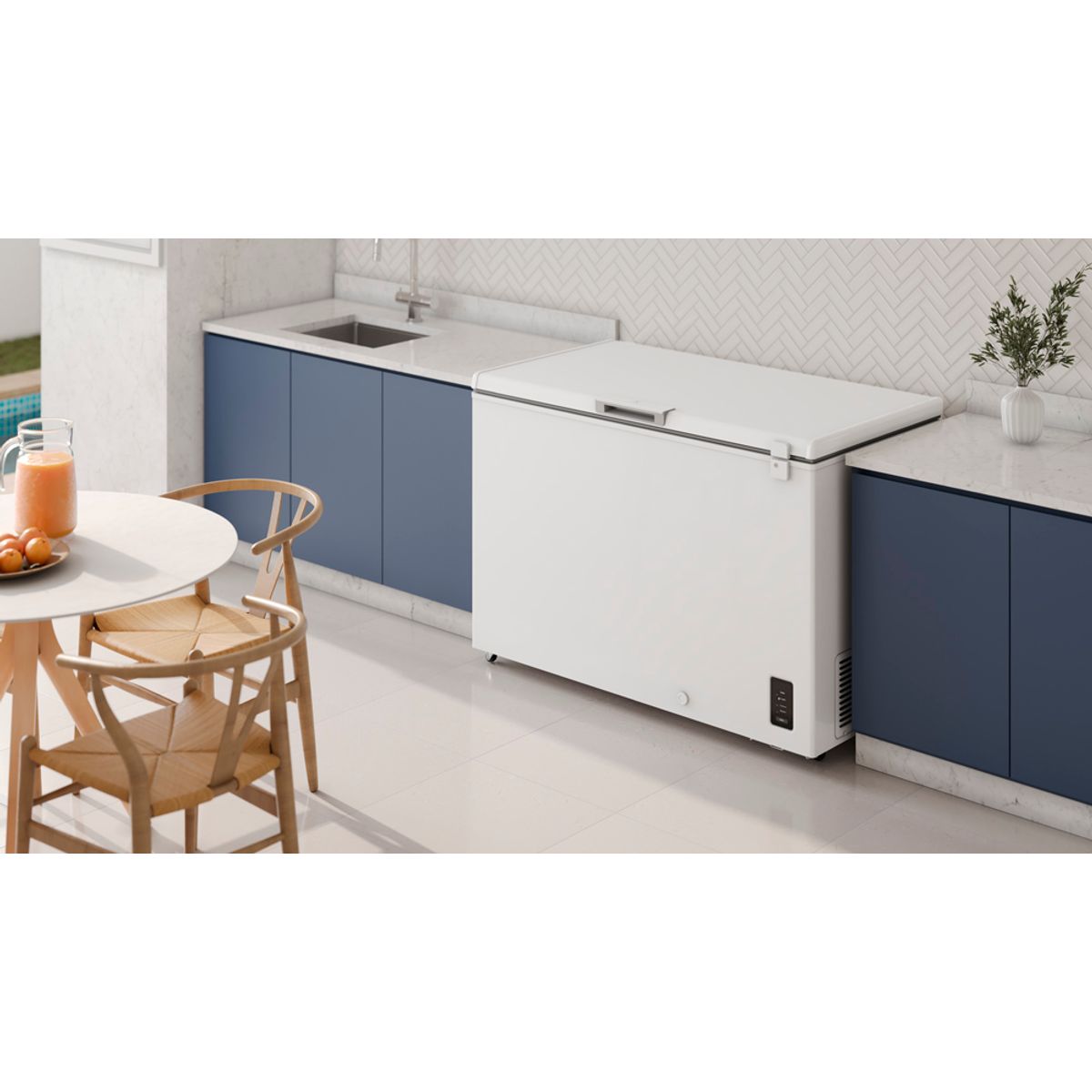 Freezer_EFH38S3Q5AW_Ambience_Wide_Electrolux_Spanish_Rev01-1000x563.raw