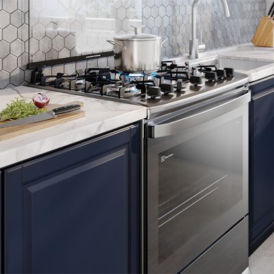 Cooker_F5ETG_Kitchen_5_mouths_Square_Electrolux_Spanish-600x600.raw