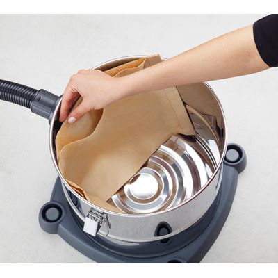 Vacuum_Cleaner_GT20i_bag_Electrolux_Portuguese-1000x897.raw