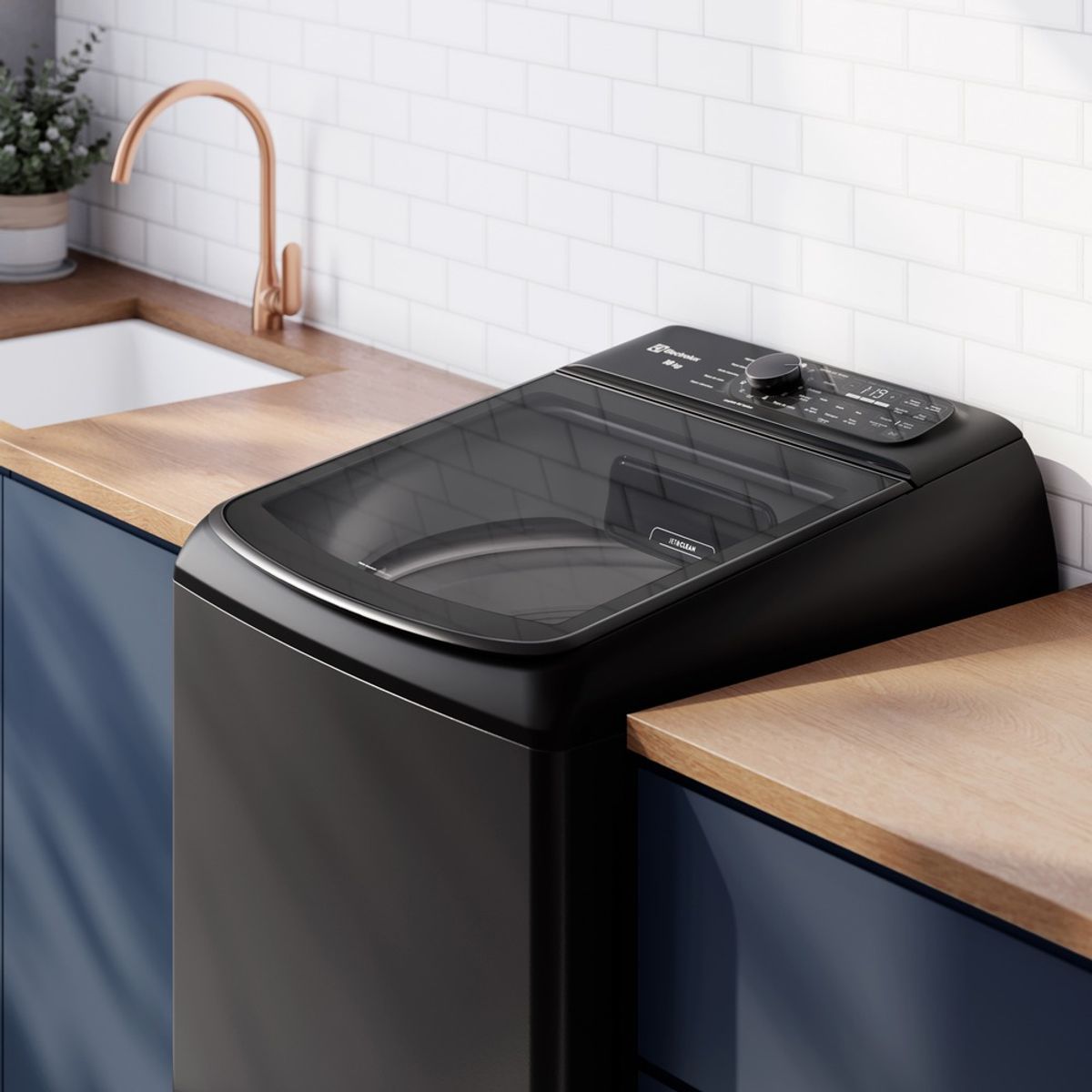 WashMachine_EWIY18F7XSZB_Environment_Square_01_Black_Electrolux_Spanish-1000x1000