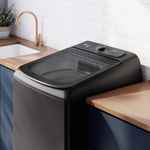 WashMachine_EWIY22F7XSZB_Environment_Square_01_Black_Electrolux_Spanish-1000x1000